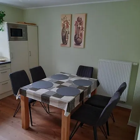 Prázdninový dům With 2 Bedrooms Horumersiel